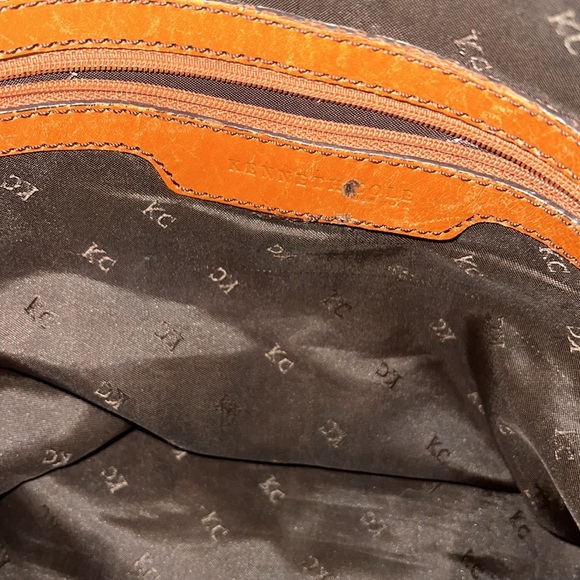 Kenneth Cole GUC Leather Handbag - Picture 11 of 11